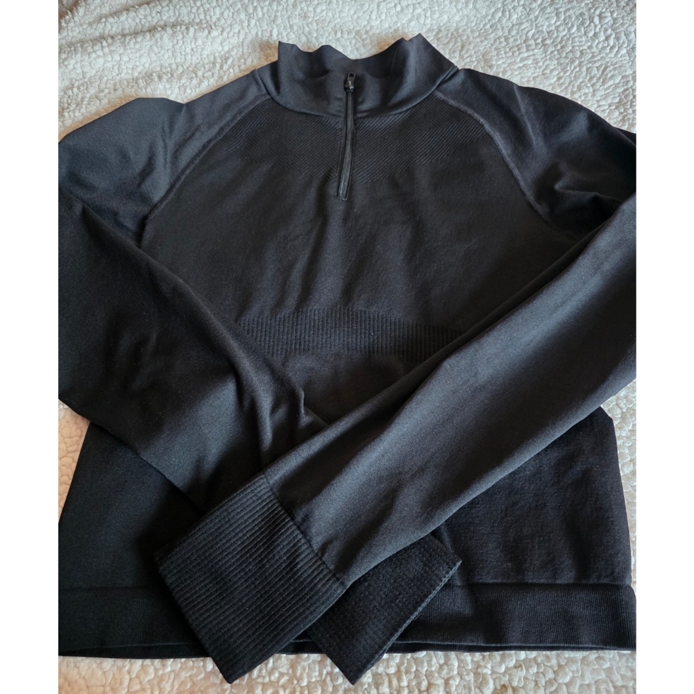 PINK Active USA Black Knit Top